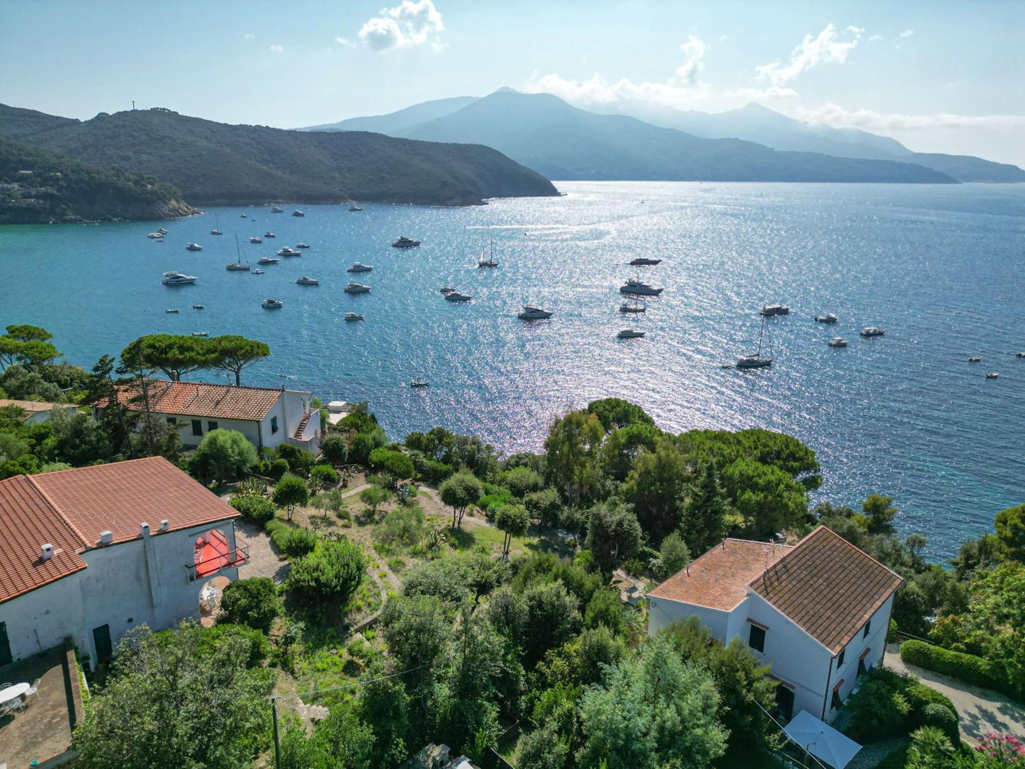 La Terrazza Sul Forno - Goelba Apartment Portoferraio Ngoại thất bức ảnh
