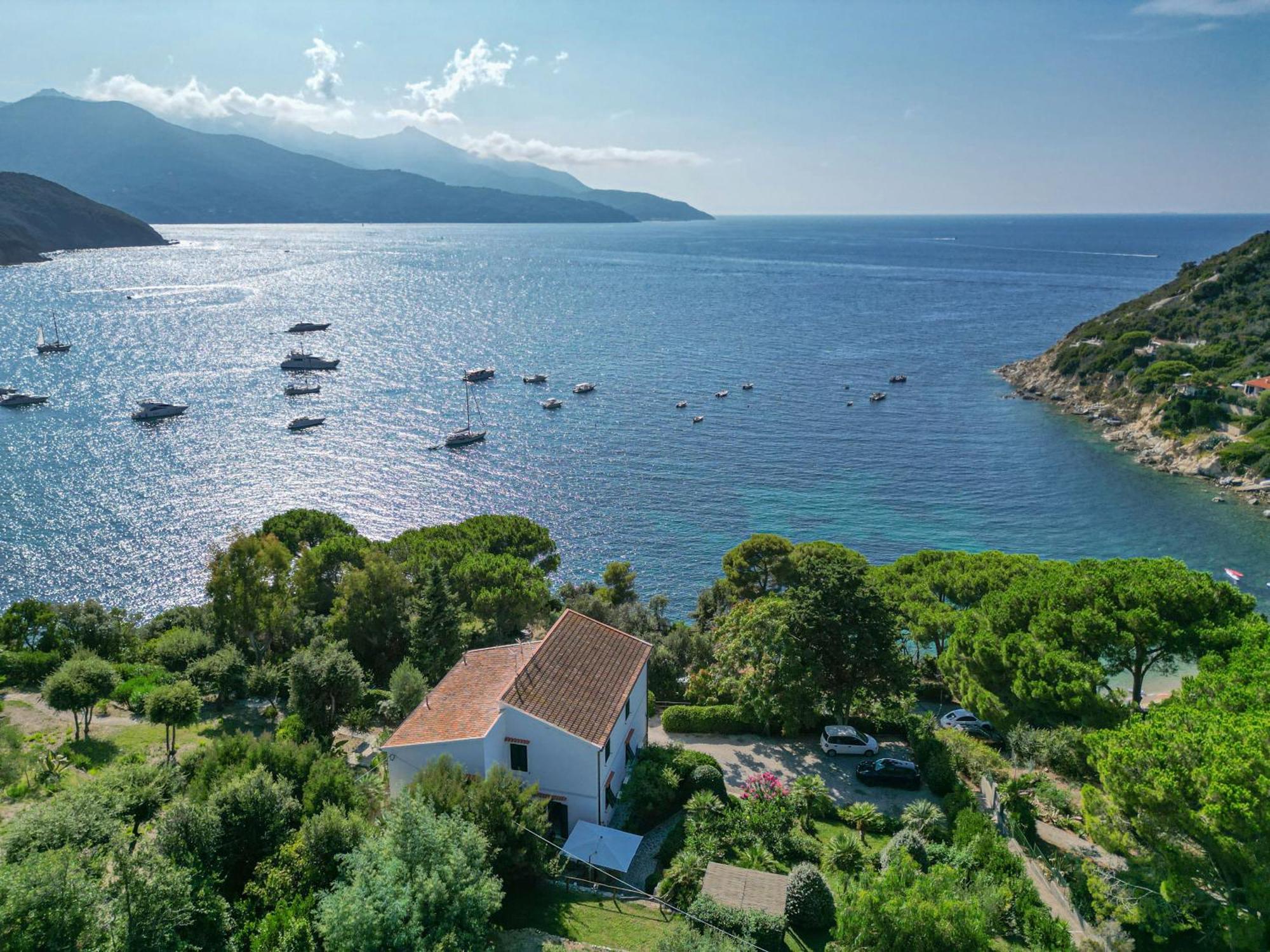 La Terrazza Sul Forno - Goelba Apartment Portoferraio Ngoại thất bức ảnh